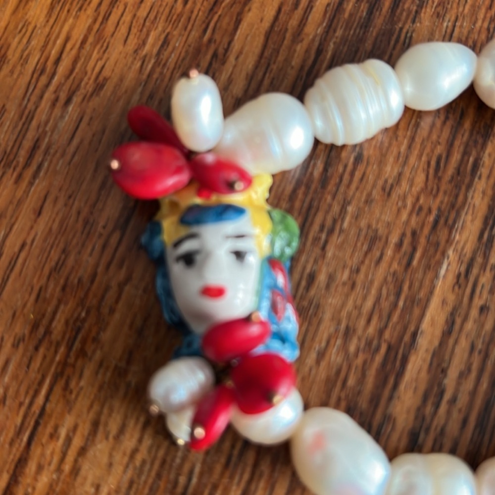 Italian Pearl Bracelet with Coral accents - Picture 2 of 4